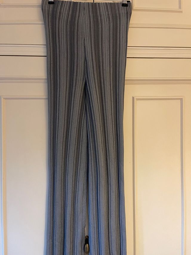 Pantalones Zara grises