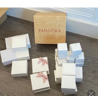 ARTICULOS PANDORA (MERCHANDISING)