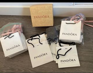 ARTICULOS PANDORA (MERCHANDISING)