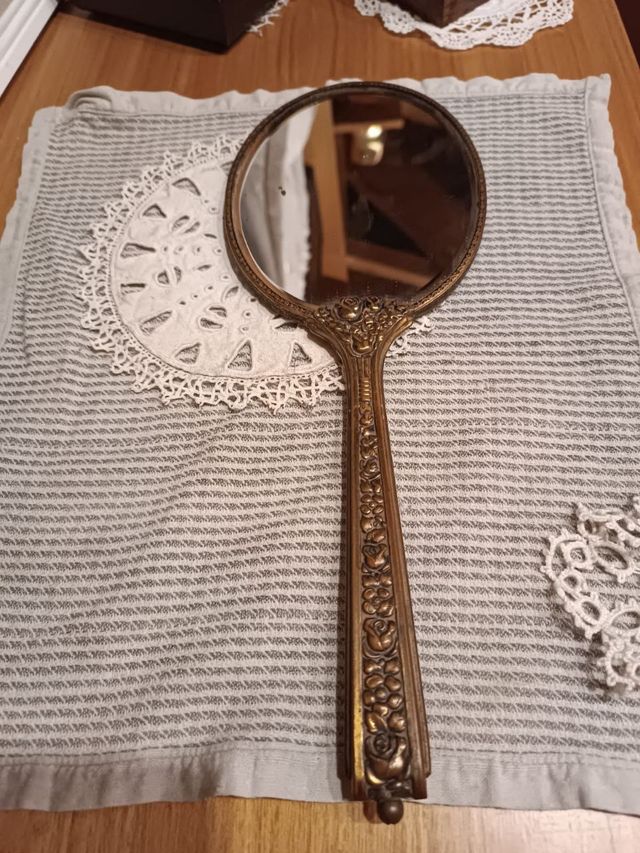 antico specchio della bambola