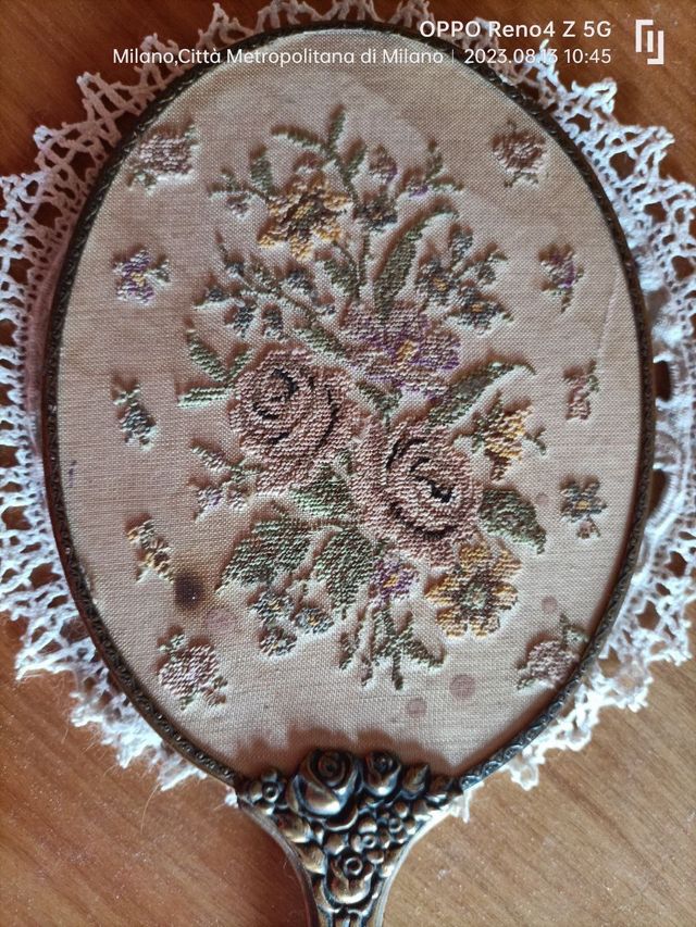 antico specchio della bambola