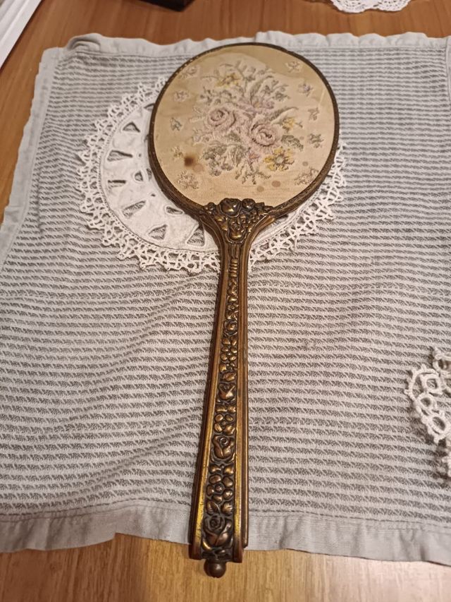 antico specchio della bambola