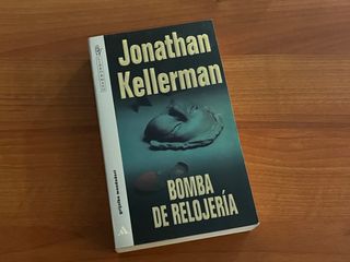 Ha llegado el Aguila + Bomba de Relojería