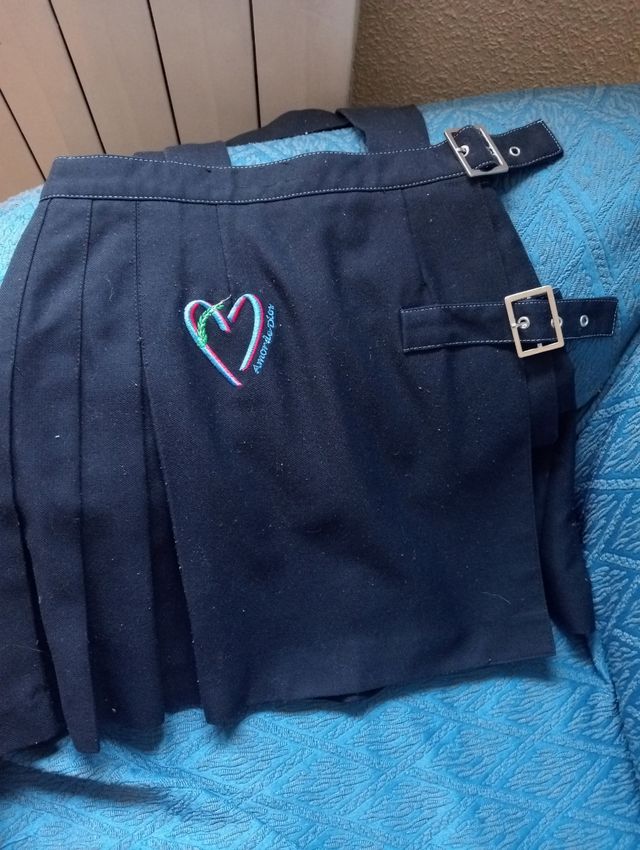 ropa colegio amor de Dios