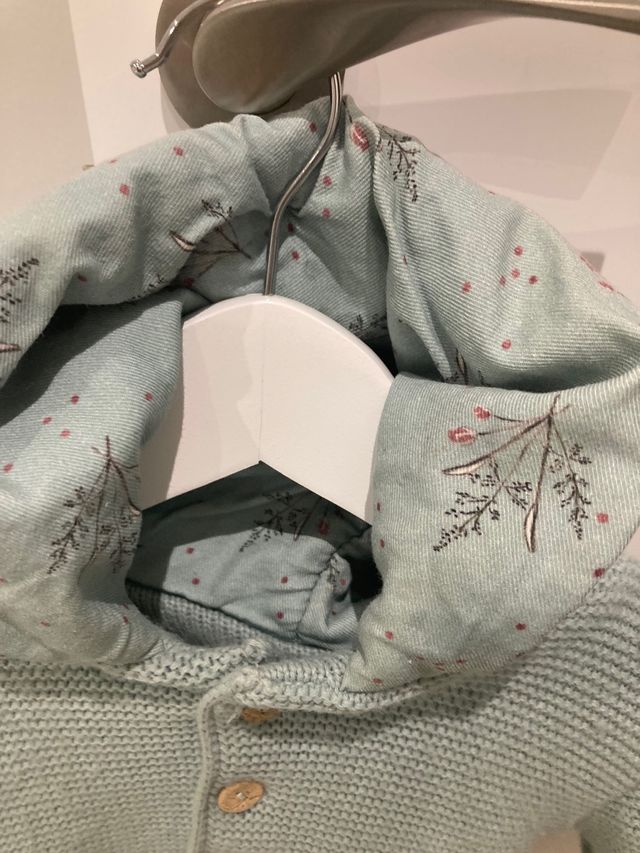 abrigo de niño/bebe. Doña Carmen