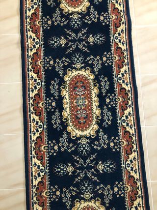 Alfombra pasillo antiguaazul.