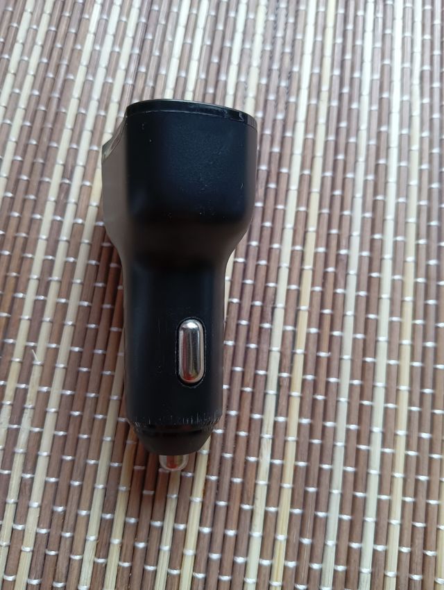 Cargador USB para coche