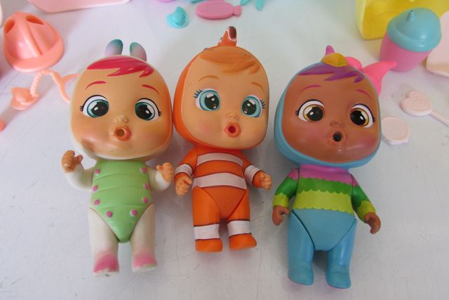 Pack 3 Bebés Llorones con casitas y complementos