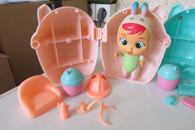 Pack 3 Bebés Llorones con casitas y complementos