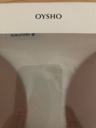 Sujetador sin espalda OYSHO. NUEVO. Talla 95B
