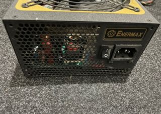 Fuente Alimentación 850W Enermax Revolutión 87+