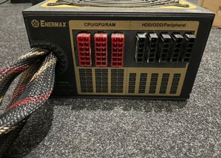 Fuente Alimentación 850W Enermax Revolutión 87+