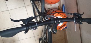 Bicicleta híbrida cannondale