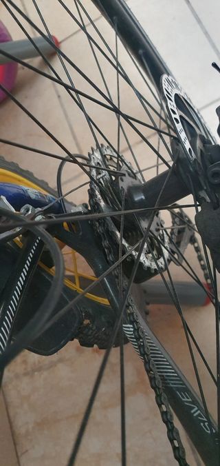 Bicicleta híbrida cannondale