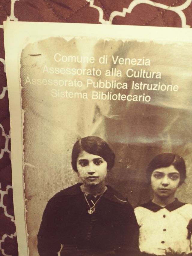 Vecchia locandina vintage