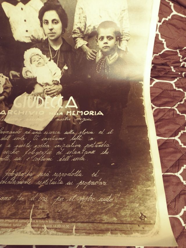 Vecchia locandina vintage