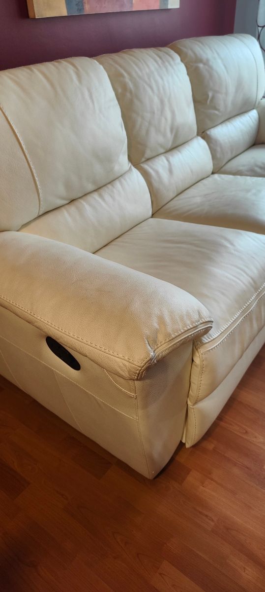 Sofá piel beig