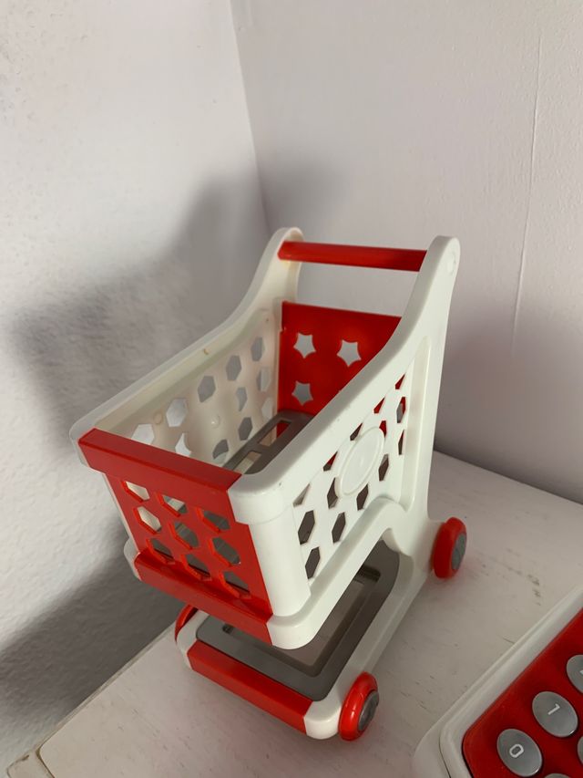 Caja registradora y supermercado.