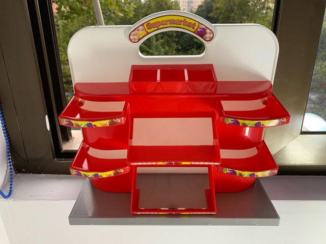 Caja registradora y supermercado.