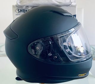 Vendo casco SHOEI NXR negro mate