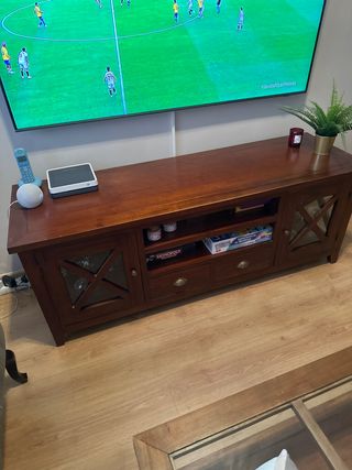 Se vende mesa para tv