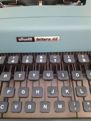Olivetti lettera 32 máquina de escribir