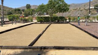 Se ofrece mantenimiento de comunidades y privados.