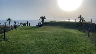 Se ofrece mantenimiento de comunidades y privados.