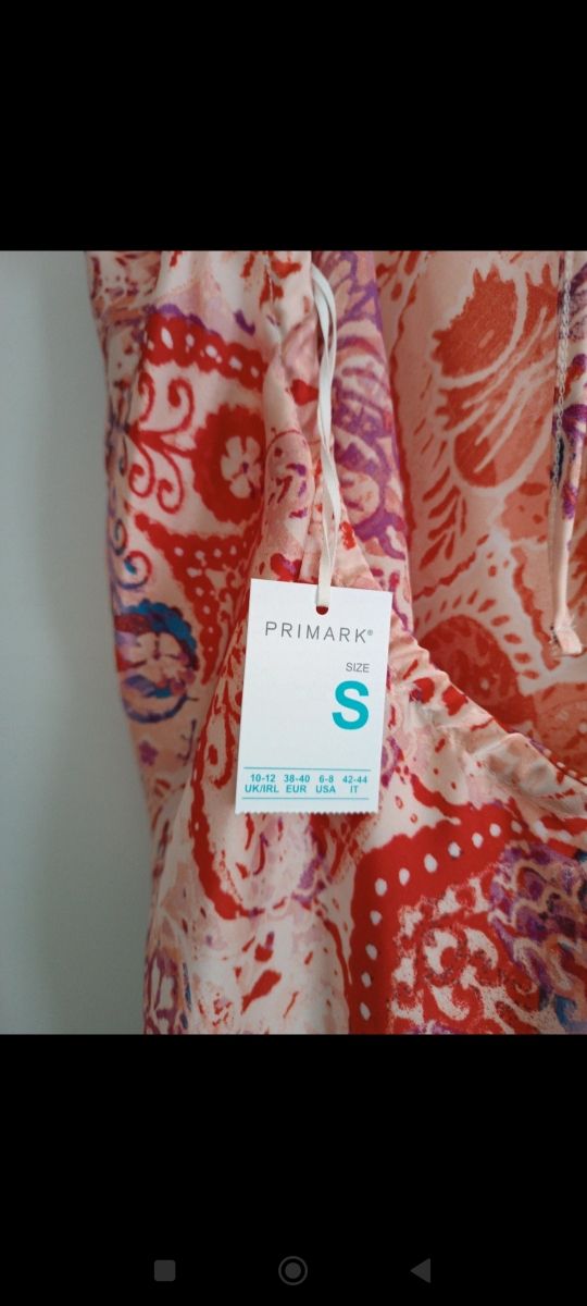 Top satinado multicolor estampado