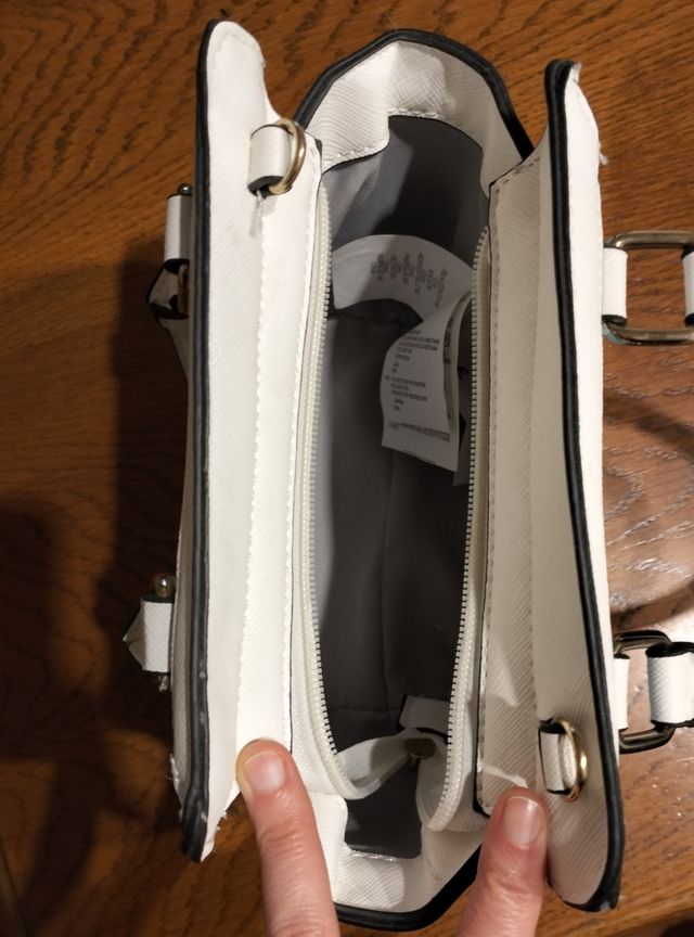 Borsetta bianca e azzurra