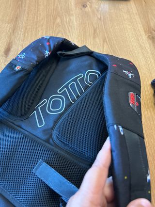 Mochila escolar Totto chico y estuche