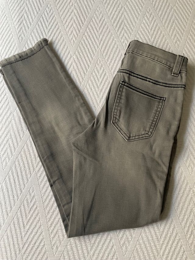 Vaqueros grises Benetton talla L 8-9 años