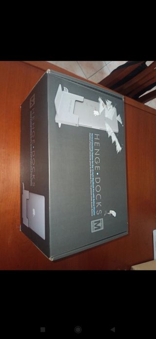 Apple vertical docking station MacBook pro 15