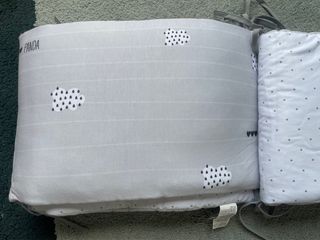 Chichoneras reversibles y edredon minicuna