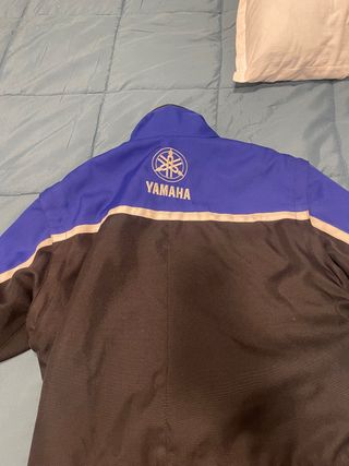 chaqueta moto yamaha
