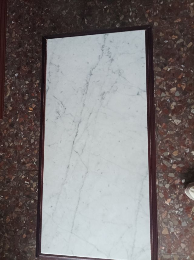 Mesa centro de madera y marmol