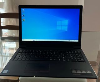 Portátil Lenovo v110