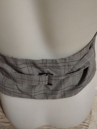 Chaleco cuadros pone t40 pero es pequeña