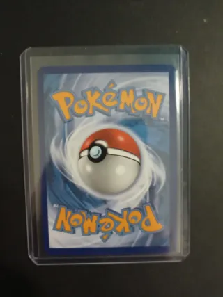 3 Cartas Pokemon secretas.