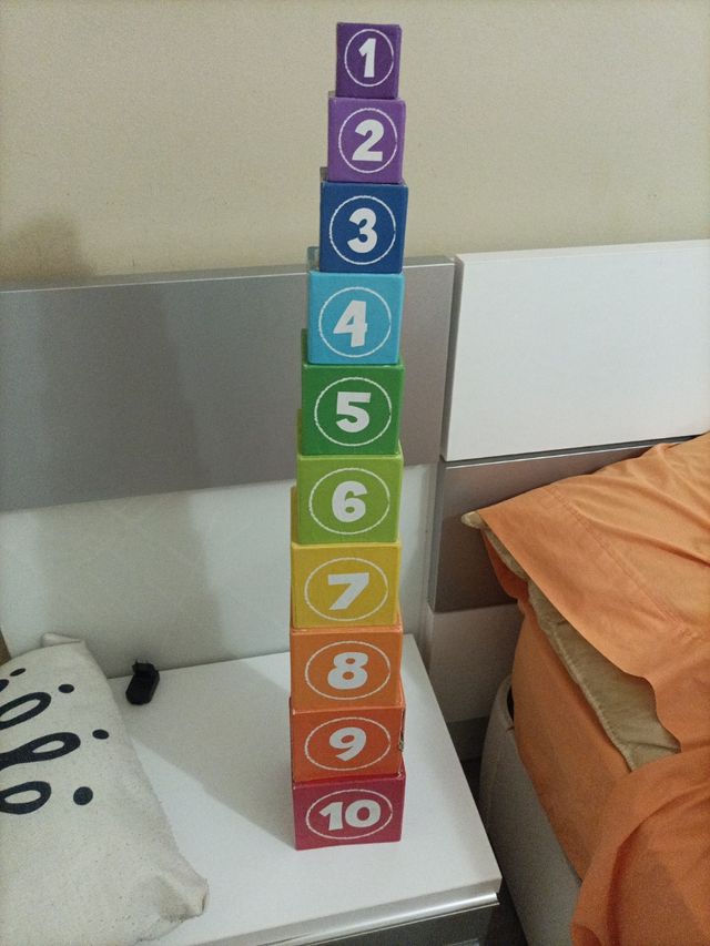 Juego de cubos para niños