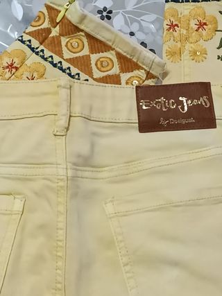 pantalón desigual
