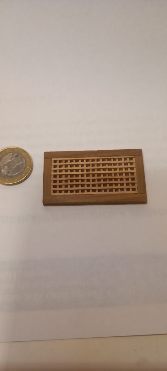 Alfombrilla de madera en miniatura