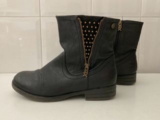 Botas Negras
