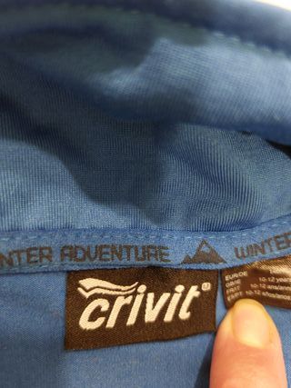 Ropa técnica esquí niño.