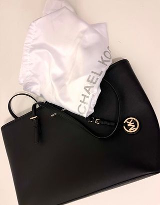 Bolso tote Jet Set mediano de piel. MICHAEL KORS