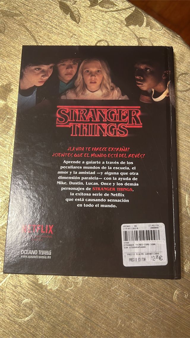 Stranger Things libro