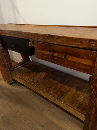 mesa carpinteria antigua en muy buen estado