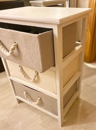 2 muebles auxiliares de cajones