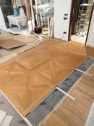 INSTALADOR PROFESIONAL DE SUELO LAMINADOS, PARQUET