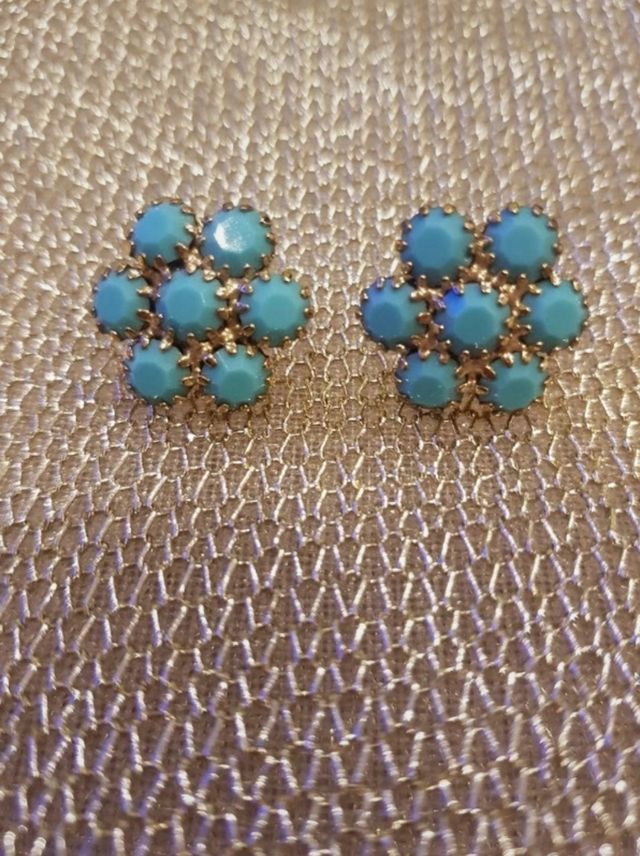 Orecchini a fiore color turchese